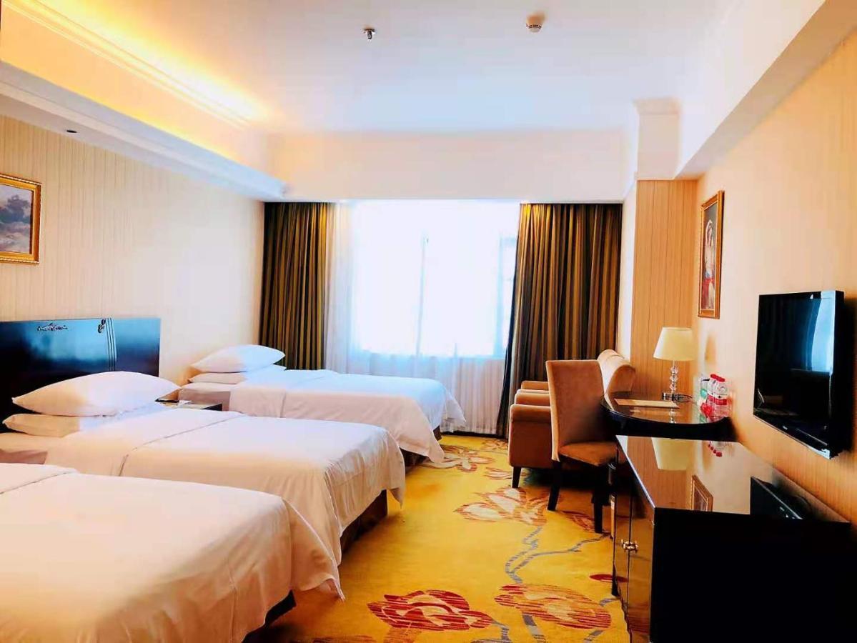 Vienna Hotel Baoan Liutang Xin'an  Exteriér fotografie